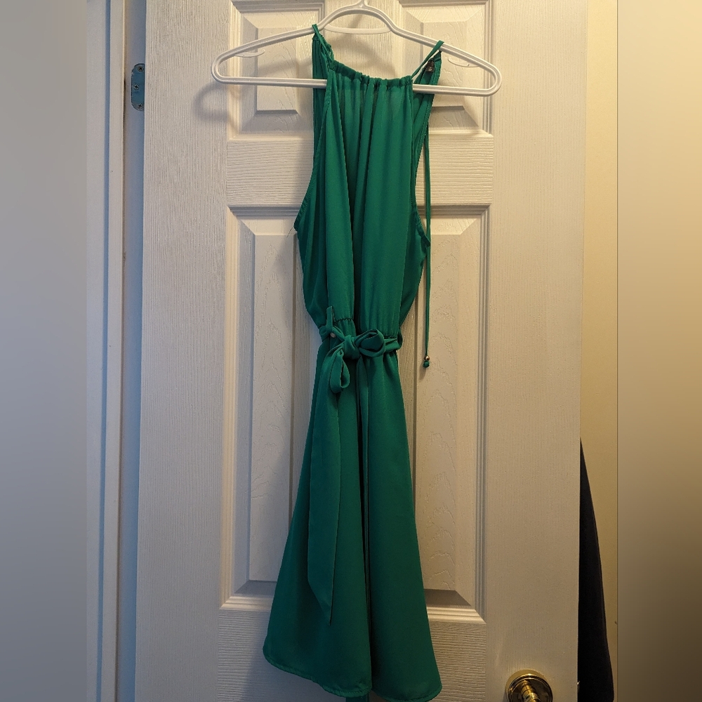 Beautiful Dynamite Size M chiffon dress